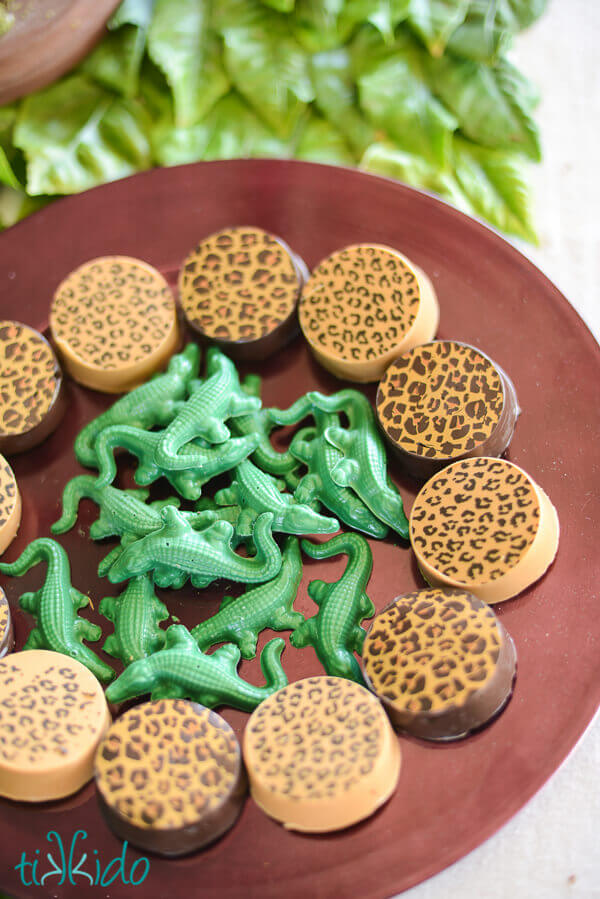 chocolate covered Oreos decorated with leopard and chetah print chocolate transfers.