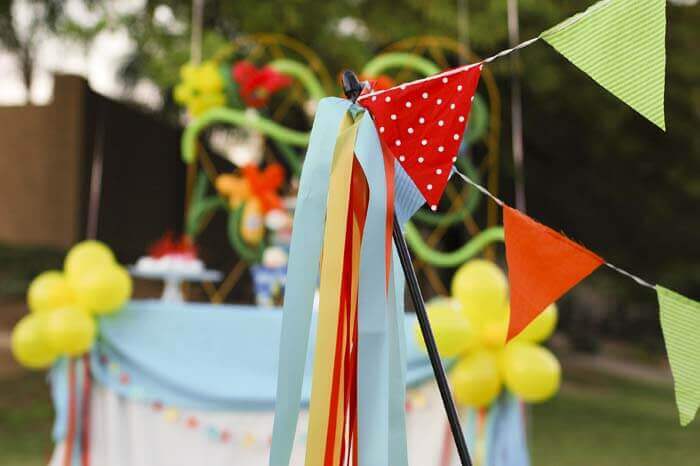 Bunting and ribbon matching the balloons at a Balloon Birthday Party.