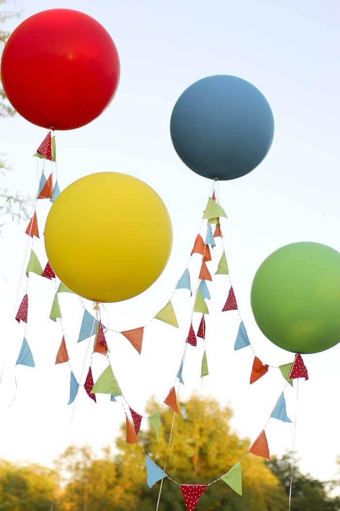 Bunting and balloon decorations at a Balloon Birthday Party.