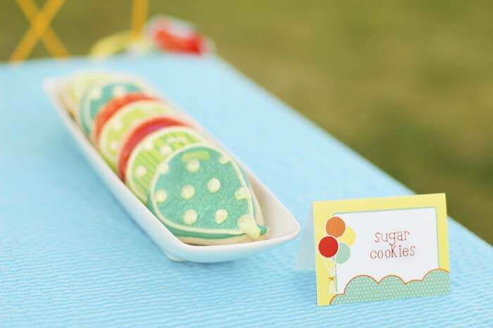 Balloon sugar cookies decorated with royal icing at the Balloon birthday party.