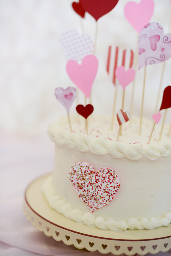 Fast Inexpensive Easy Cake Topper Tikkido Com