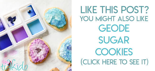Navigational image leading reader to geode sugar cookies tutorial.