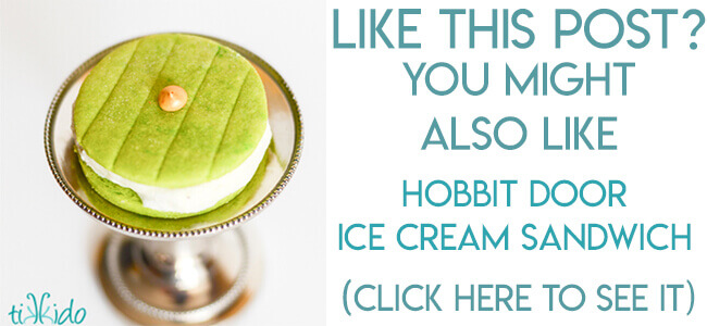Navigational image leading reader to Hobbit door ice cream sandwich recipe and tutorial
