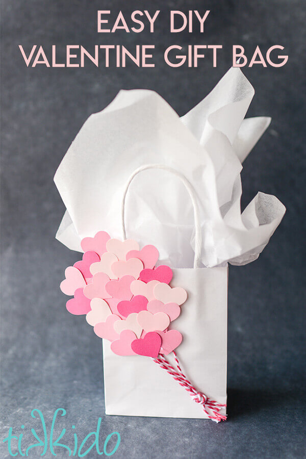 Fun Express Party Supplies Paper Treat Bags Valentine Paper Bags for Valentines Day 12 Pieces Bags Valentines Day 