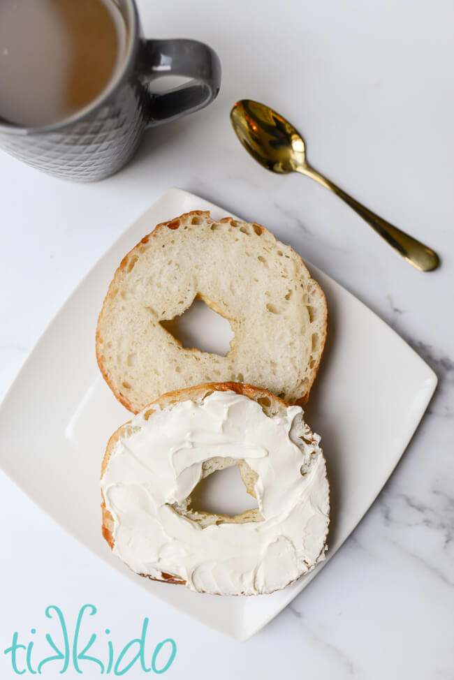 How to Make Bread Machine Bagels! Bread Machine Bagels are the