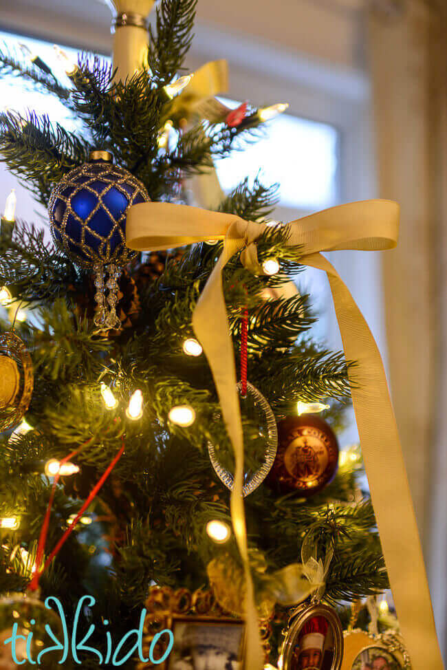 Christmas tree decorated with ribbons.