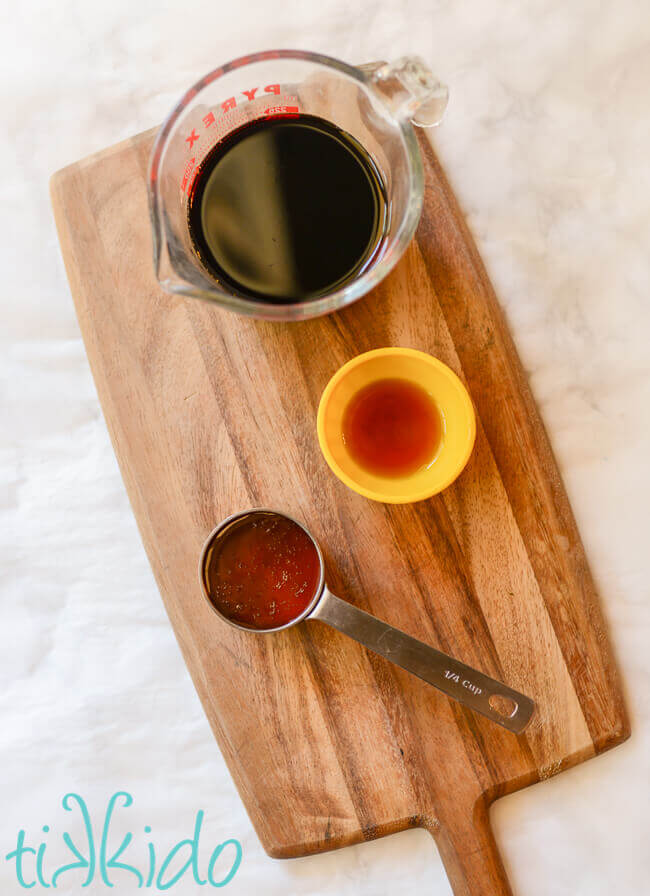 Ingredients for easy homemade teriyaki salmon marinade