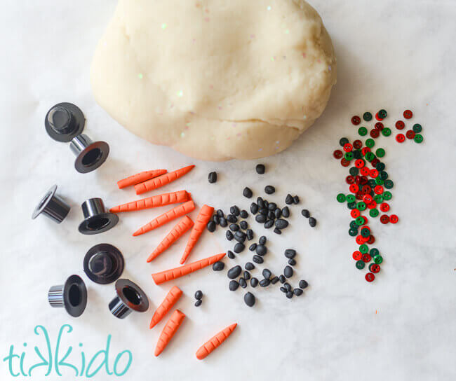 DIY Build a Play Dough Snowman Kit