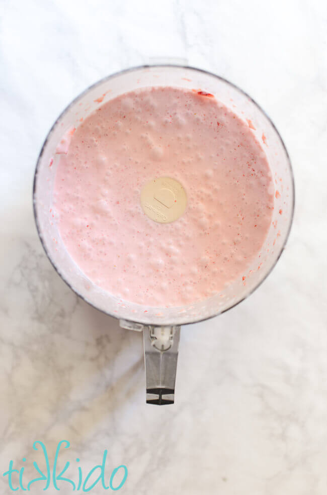 Strawberries and Cream Popsicle mixture