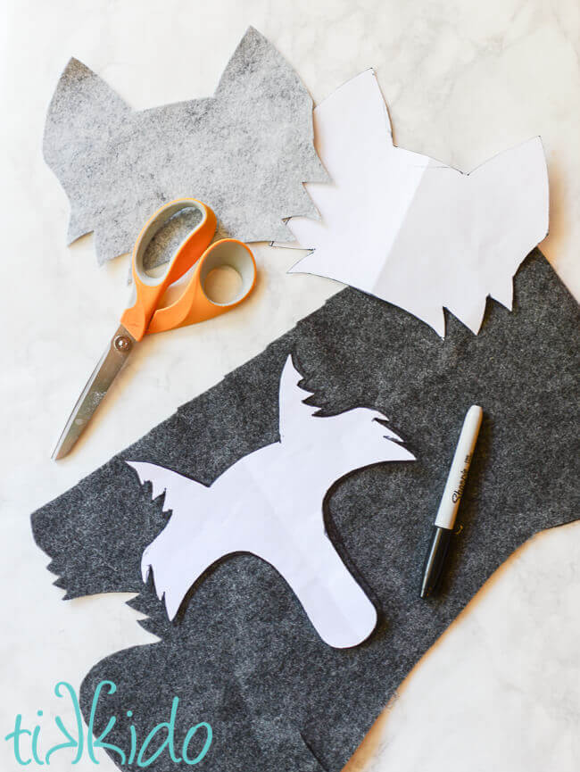 wolf-gift-bag-tutorial-for-a-wolf-birthday-party-tikkido