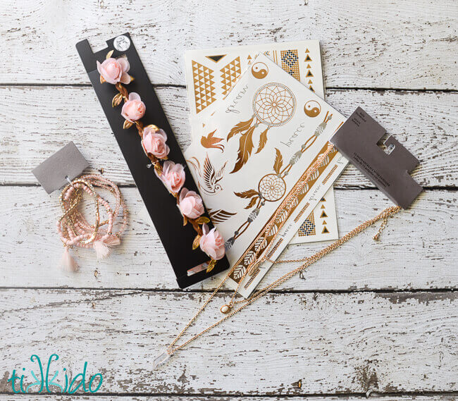 Boho Style Gift Wrapping Tutorial