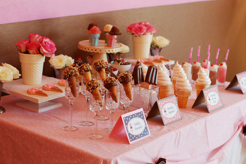 14+ Birthday Dessert Table