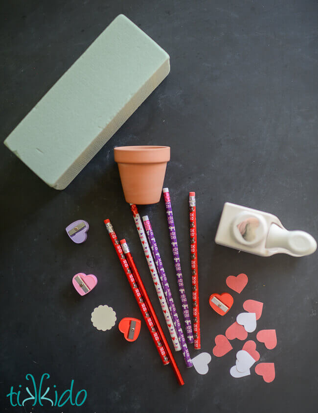 Products Girls Pencil, Valentine Day Pencil, Hearts Love Pencils